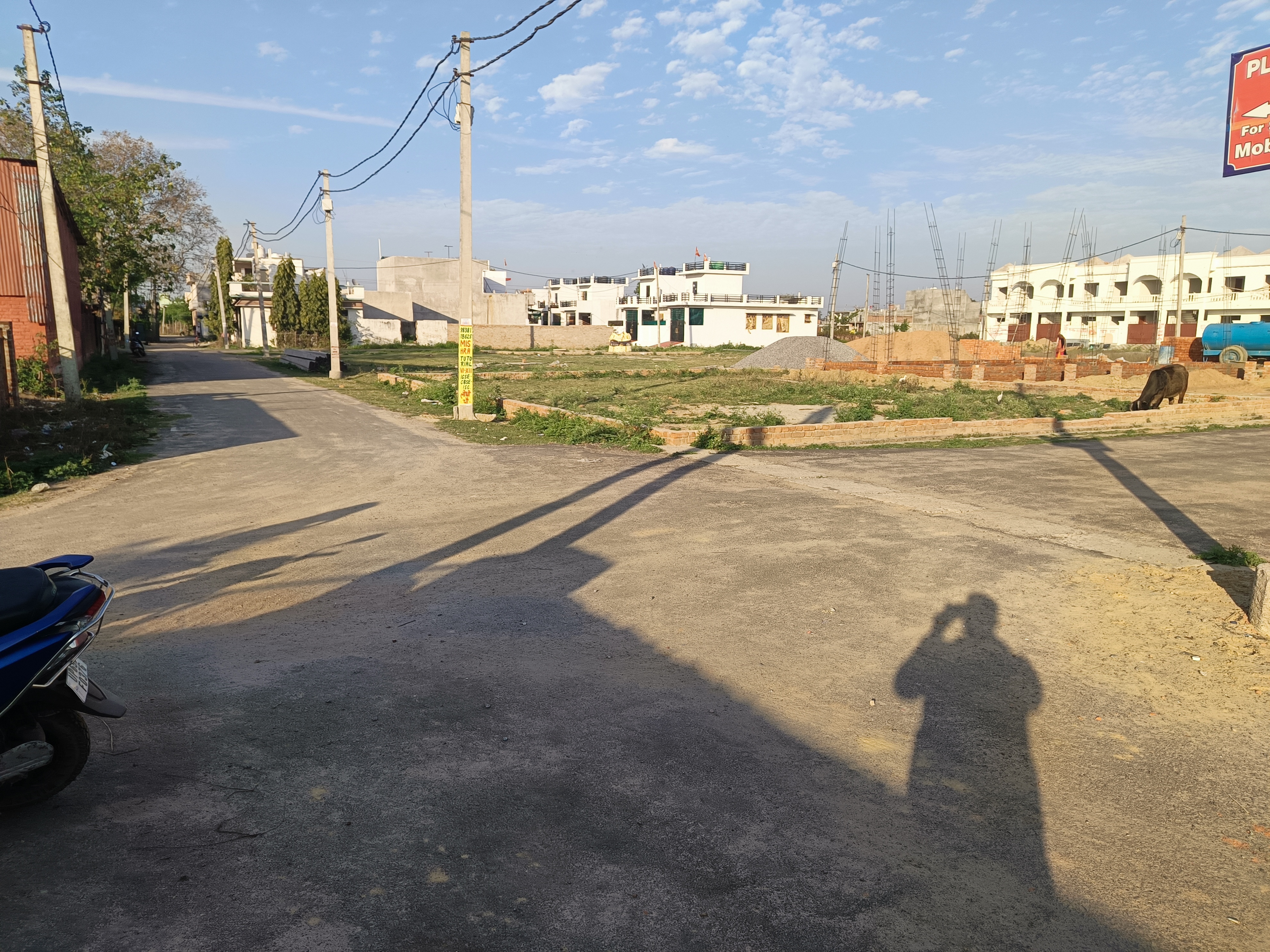 Plot For Sale in Shukla Chauraha Property