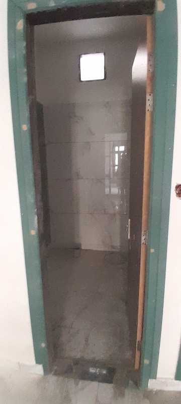 Furnished Amenities in 3 BHK Independent House at Sardhana Road – for Sale