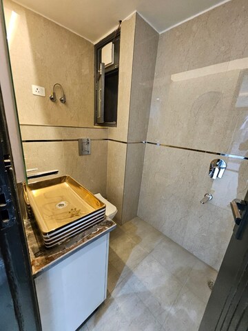 Furnished Amenities in 3 BHK Builder Floor at Mandi – for Sale