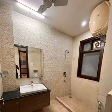 Bathroom in 3 BHK Apartment at M3M Merlin, Sector 67 – for Sale