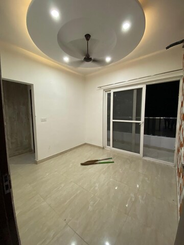 Room in 3 BHK Apartment at MS Enclave Zirakpur, Dhakoli Village – for Sale