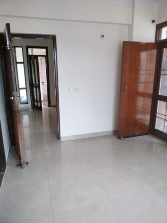 3 BHK Apartment For Rent in Pioneer Park Phase 1 Sector 61 Gurgaon  7752540