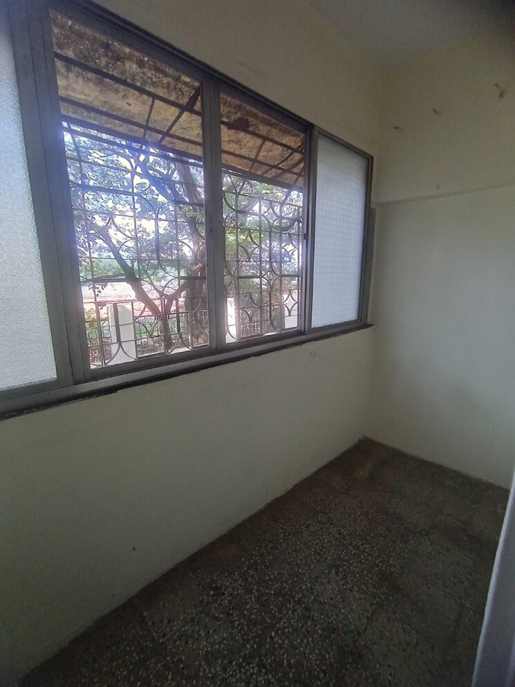 Room, popular-heights 1 Bedroom 500 Sq.Ft. Apartment In Koregaon Park Pune 7752579