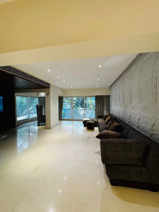 2 BHK Apartment For Sale in Riddhi Complex