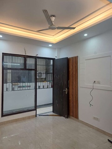 Room in 3 BHK Builder Floor at Sushant Lok 2, Sector 57 – for Sale