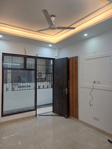 Room in 3 BHK Builder Floor at Sushant Lok 2, Sector 57 – for Sale