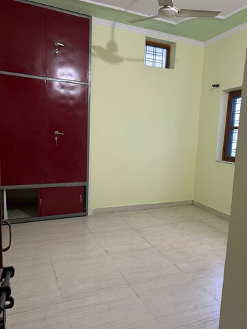 रेसिडेंशियल घर वर्ग फुट फॉर रेंट इन सहस्त्रधारा देहरादून  7752808