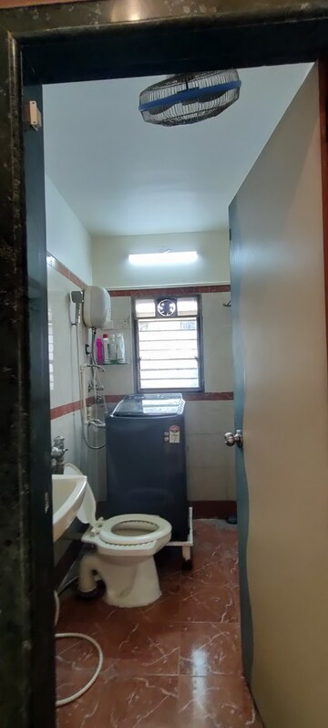 Master Bedroom in 2 BHK Apartment at Lokhandwala Residency, Worli – for Sale