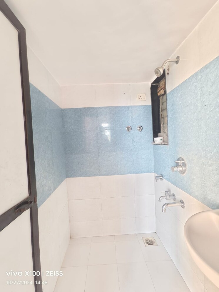 Bathroom, green-square 1 Bedroom 419 Sq.Ft. Apartment In Kasarvadavali Thane 7753629