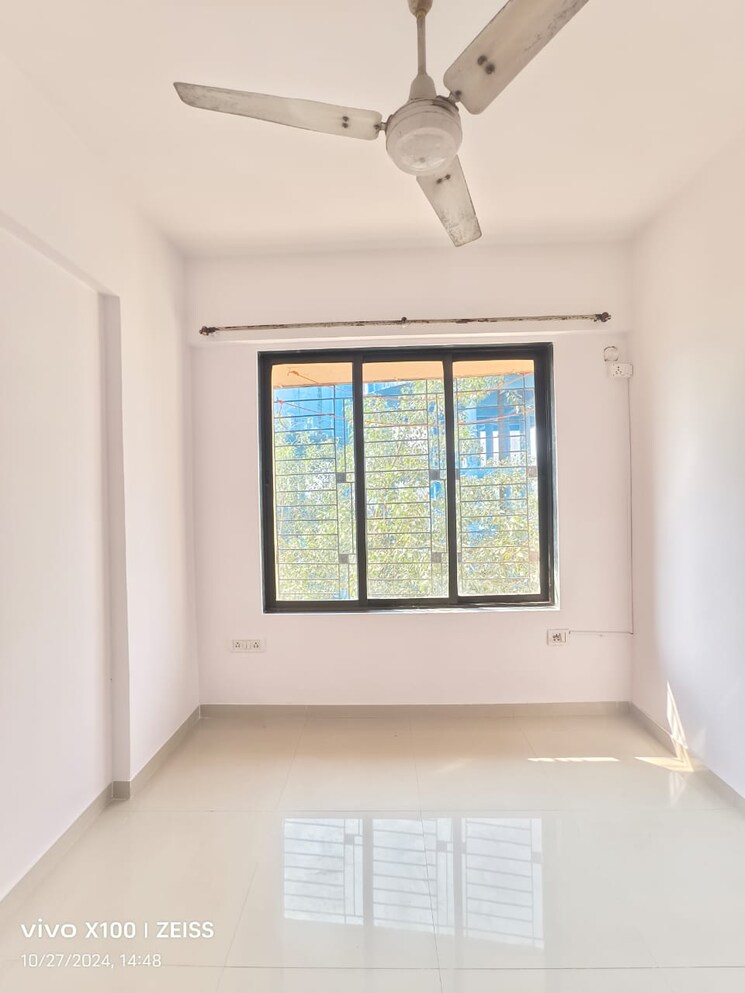 Room, green-square 1 Bedroom 419 Sq.Ft. Apartment In Kasarvadavali Thane 7753629