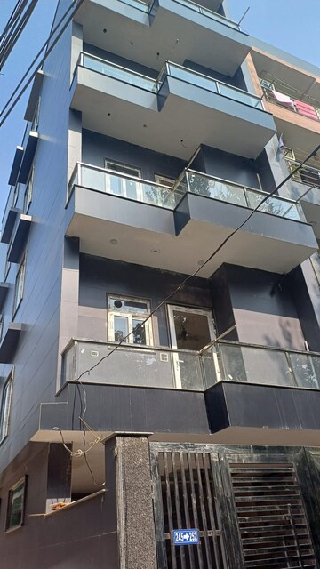 2.5 BHK Builder Floor – Exterior View View at Paschim Vihar - for Sale