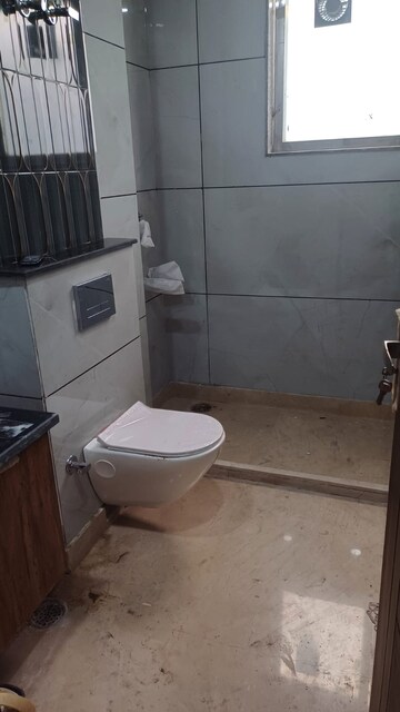 Bathroom in 2.5 BHK Builder Floor at Paschim Vihar – for Sale