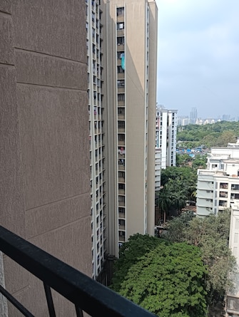 2 BHK Apartment For Rent in Lalani Velentine Apartment 1 Wing D Malad East Mumbai  7753724