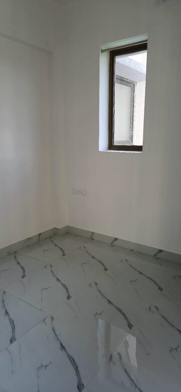 Room in 1 BHK Apartment at Vijay Galaxy, Waghbil – for Sale