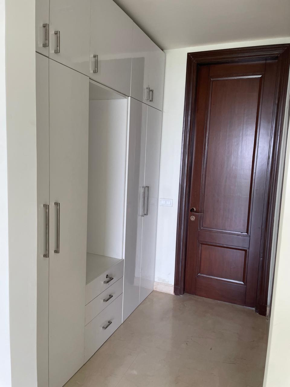 4 BHK + Servant Room Builder Floor For Sale in Greater Kailash II