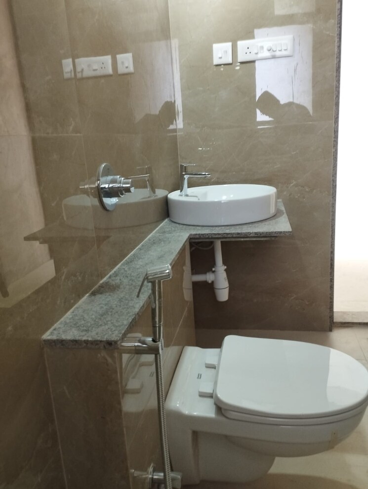 Bathroom, happy-home-chs-kandivali 1 Bedroom 441 Sq.Ft. Apartment In Kandivali West Mumbai 7753893