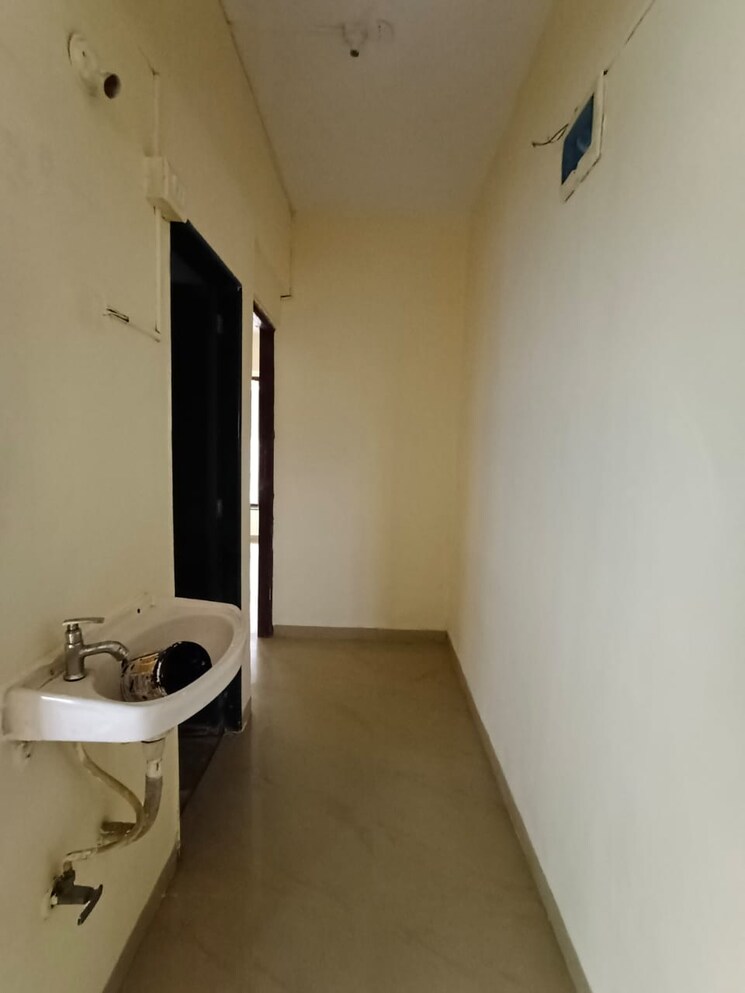 Bathroom, sundew-swastik-park-bhandup-west 2 Bedroom 650 Sq.Ft. Apartment In Bhandup West Mumbai 7754073