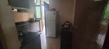 Bathroom in 3 BHK Builder Floor at Ardee City, Sector 52 – for Sale