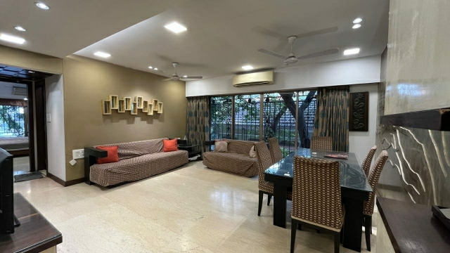 3 BHK Apartment For Sale in Oberoi Realty Esquire