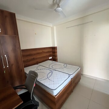 Living Room in 2 BHK Builder Floor at Ansal Sushant Lok I, Sector 43 – for Rent