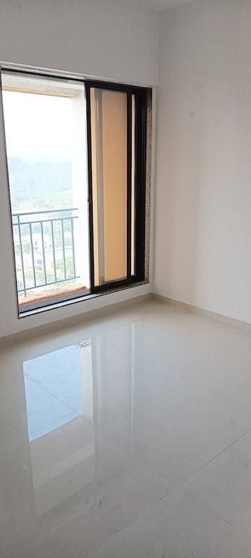Room in 2 BHK Apartment at Tiara Hills, Mira Road – for Sale
