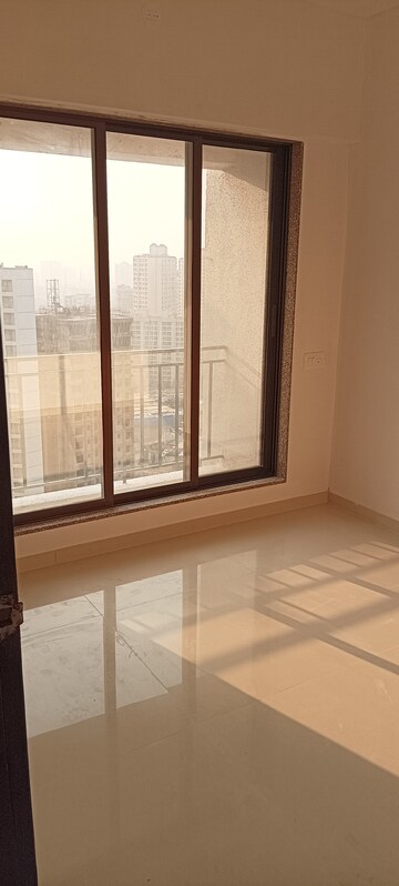 Room in 2 BHK Apartment at Tiara Hills, Mira Road – for Sale