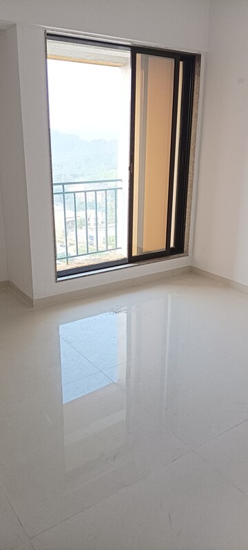 Room in 2 BHK Apartment at Tiara Hills, Mira Road – for Sale
