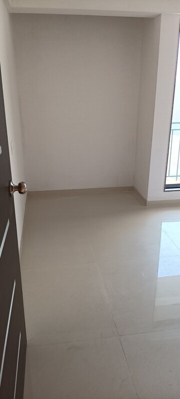 Room in 2 BHK Apartment at Tiara Hills, Mira Road – for Sale
