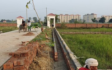 Plot For Sale in Anam Valley, Faizabad Road