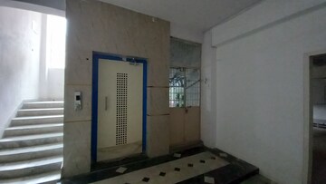 Staircase in 6+ BHK Builder Floor at Alkapoor – for Rent