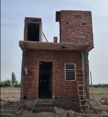  Plot For Sale in Bhopani Village