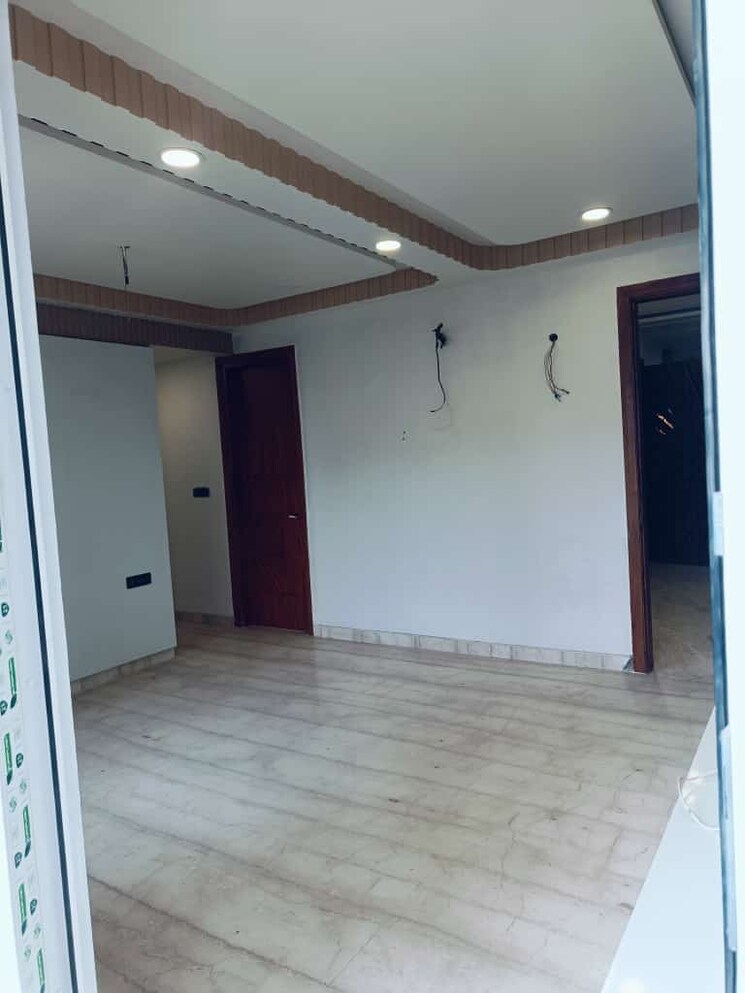 Room, mansarover garden 4 Bedroom 4000 Sq.Ft. Builder Floor In Mansarover Garden Delhi 7755286