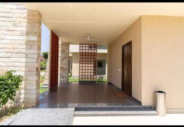 Bedroom in 4 BHK Builder Floor at Mansarover Garden – for Sale