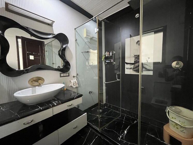 Kitchen, mansarover garden 4 Bedroom 4000 Sq.Ft. Builder Floor In Mansarover Garden Delhi 7755300