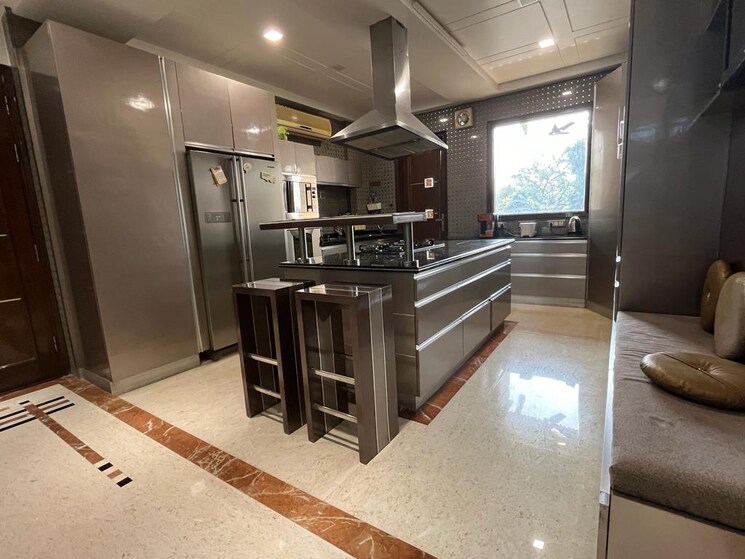 Kitchen, mansarover garden 4 Bedroom 4000 Sq.Ft. Builder Floor In Mansarover Garden Delhi 7755300