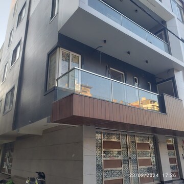4 BHK Builder Floor For Sale in Mansarover Garden
