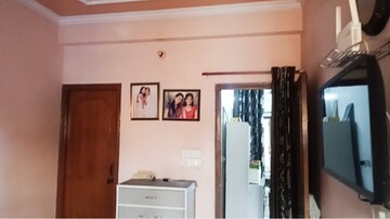Room in 2 BHK Builder Floor at Vaishali Sector 4 – for Sale
