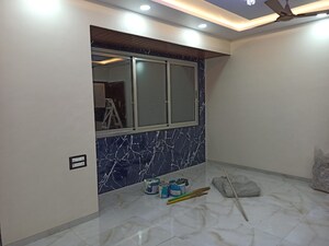 Room in 2 BHK Apartment at Akshar Alvario, Seawoods – for Rent