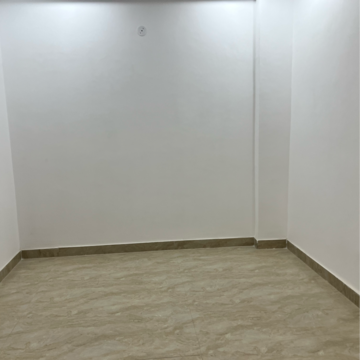 Room in 2 BHK Builder Floor at Sector 73 – for Sale