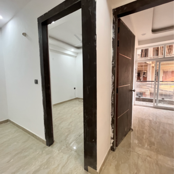 Building Lobby in 2 BHK Builder Floor at Sector 73 – for Sale