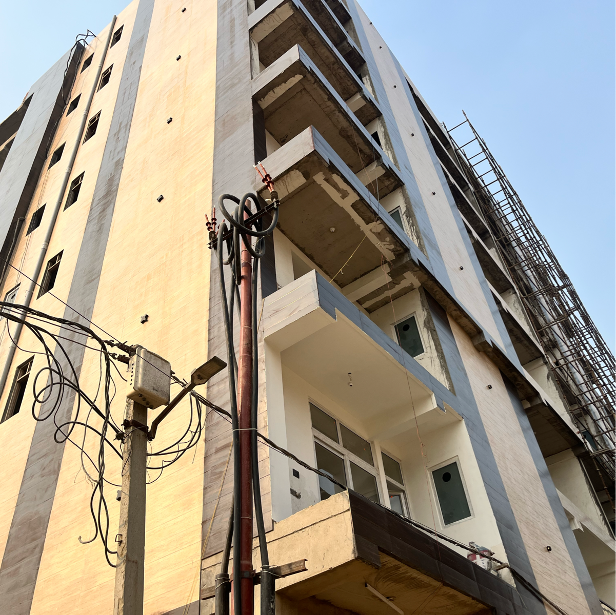 2 BHK Builder Floor For Sale in Vinayak County