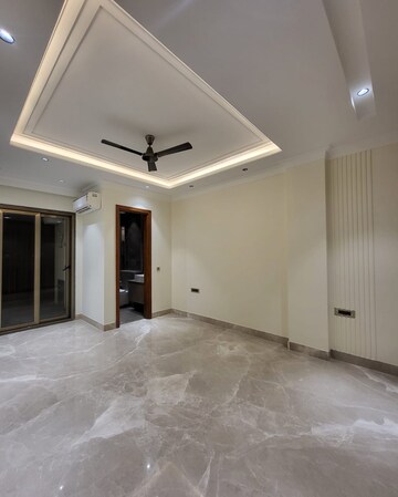 Room in 3.5 BHK Builder Floor at Greater Kailash – for Rent