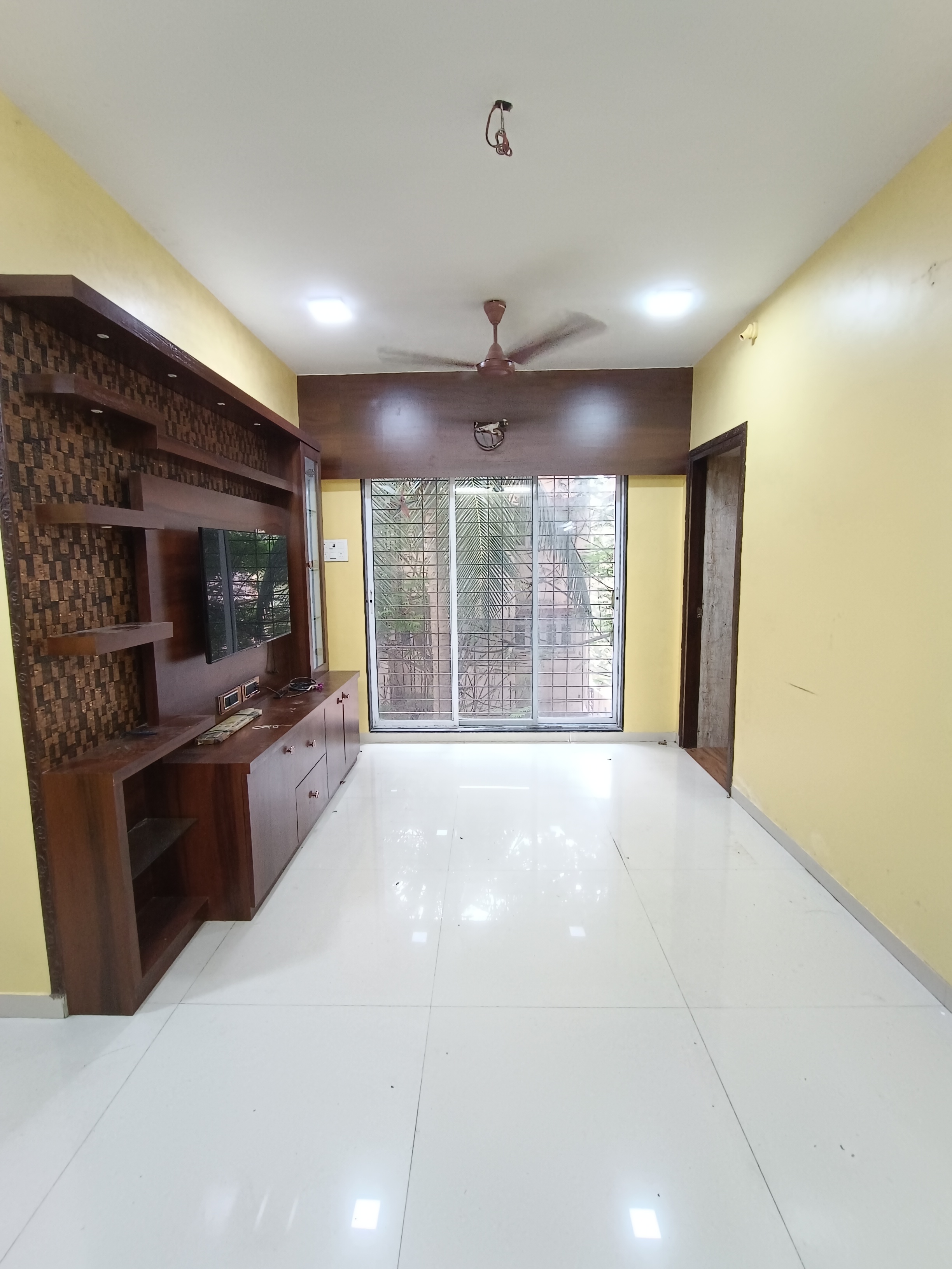 2 BHK Apartment For Rent in Navkar Yellow Roses Ic Colony Mumbai  7756686