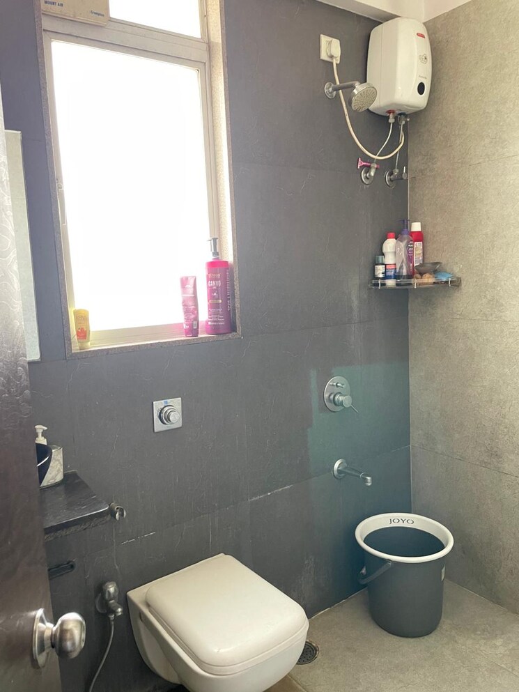 Bathroom, vijay-the-residency 3 Bedroom 1450 Sq.Ft. Apartment In Ghodbunder Road Thane 7756738