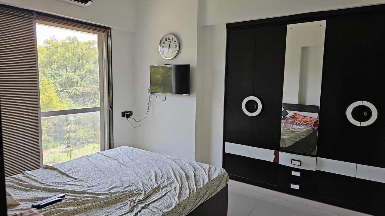 2 BHK Apartment For Sale in Dedhia El Canto