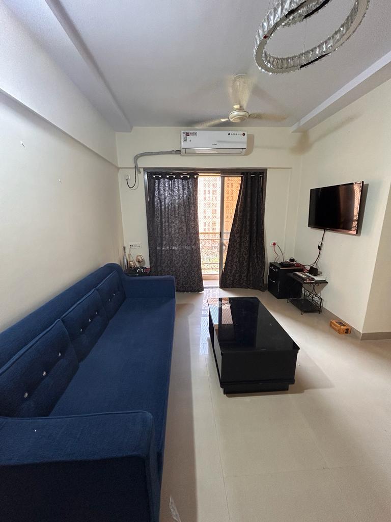 2 BHK Apartment For Sale in Dedhia El Canto