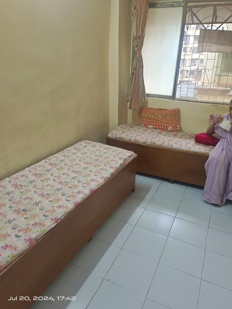 Room, mira road 1 Bedroom 650 Sq.Ft. Apartment In Mira Road Thane 7757281