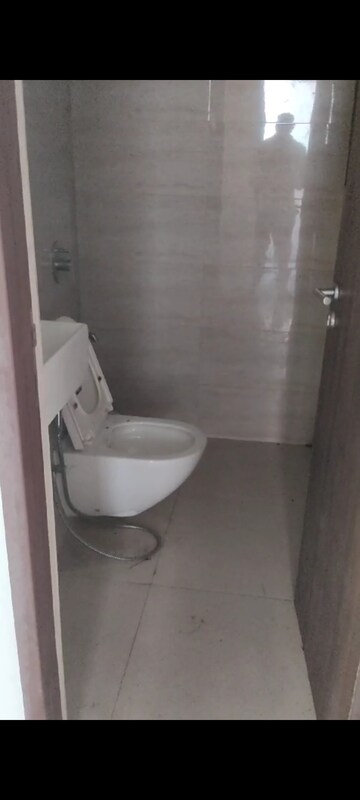 Bathroom in 1 BHK Apartment at Sunteck One World, Naigaon East – for Sale