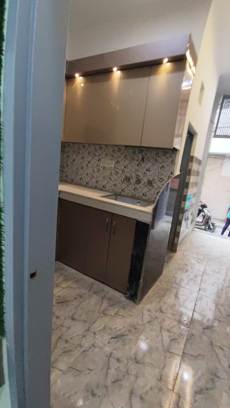 Kitchen, mohan garden 3 Bedroom 34 Sq.Yd. Independent House In Mohan Garden Delhi 7757512