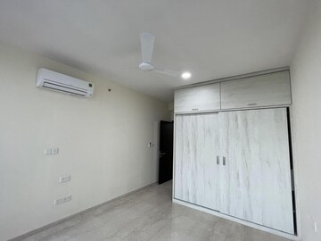 3 BHK Apartment For Rent in Oberoi Realty Esquire Goregaon East Mumbai  7757608